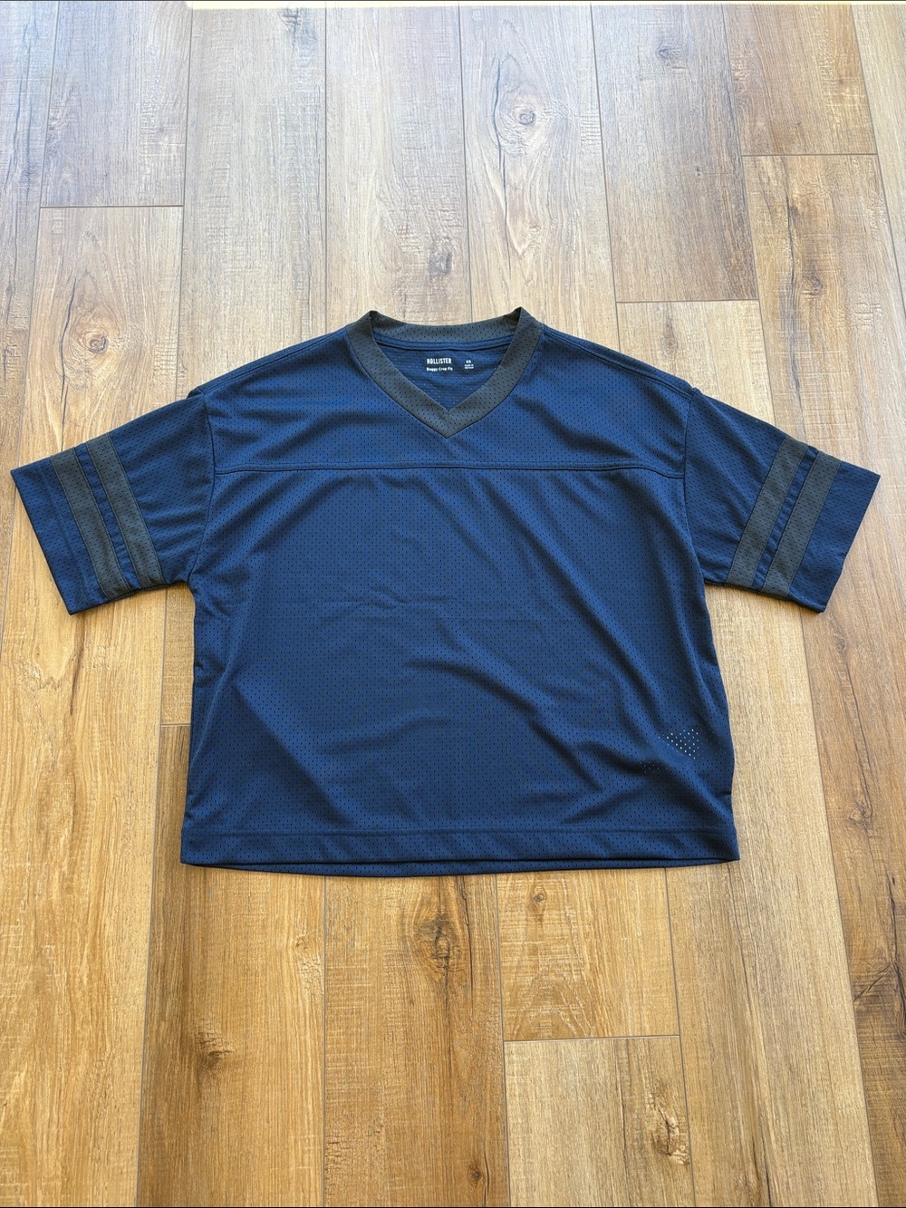 Hollister Co. Men’s Navy Mesh Jersey